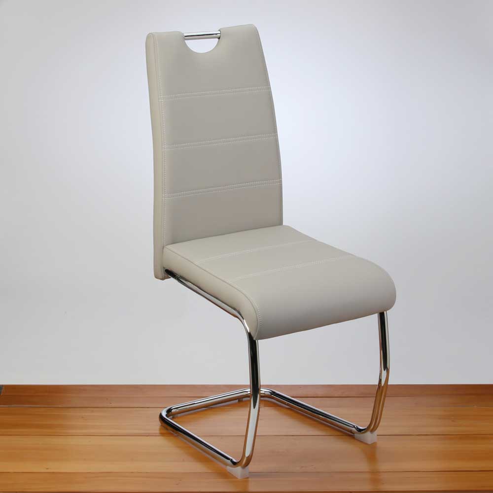 Featured image of post Clear Plastic Dining Chairs Nz : &gt;&gt; dining chairs don&#039;t just have to feel good when you sit on them, they need to look good, too.