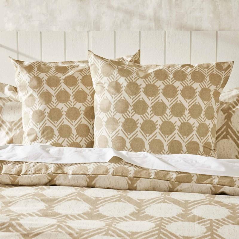 Briscoes pillow deals cases